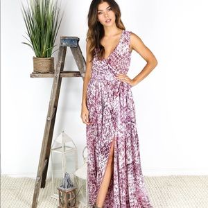 Vici Diana Sleeveless Maxi Dress